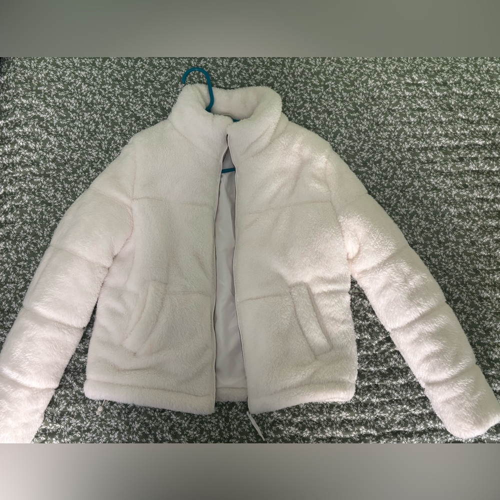 Aeropostale white Puffer Jacket